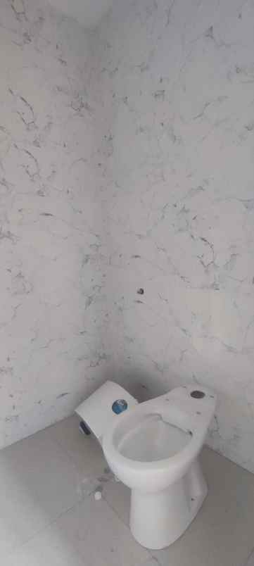 dijual rumah jl purwodadi