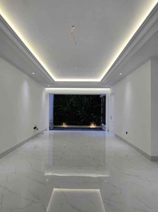 dijual rumah jl raya cempaka putih