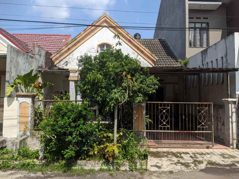 dijual rumah jl raya jatijajar tapos depok