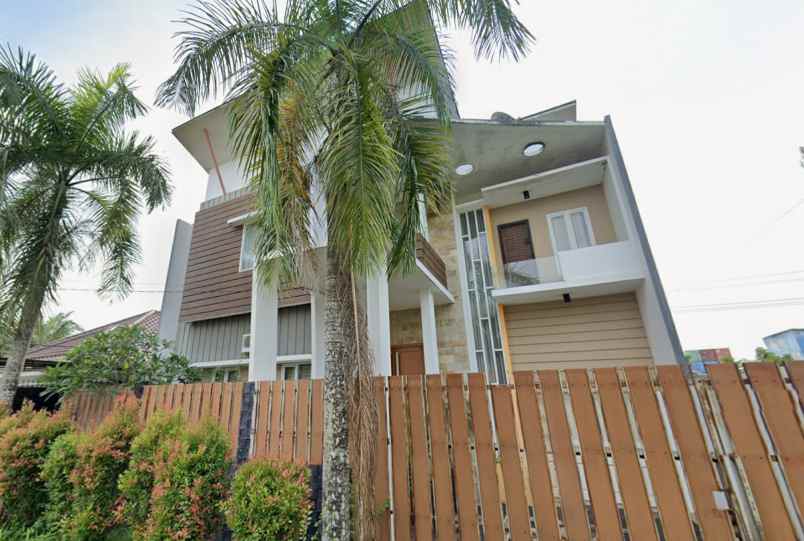 dijual rumah jl re martadinata 2 ilir