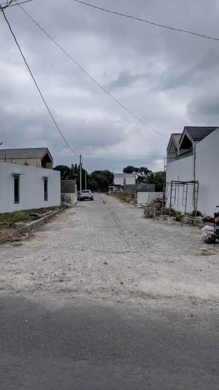 dijual rumah jl roro jonggrang no 26 22