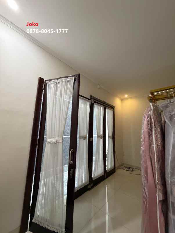 dijual rumah jl swadaya