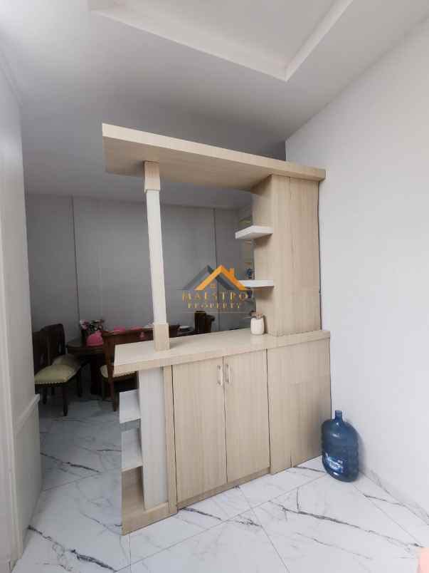 dijual rumah jl the marriot villas