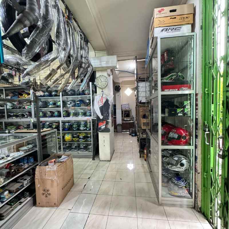 dijual rumah jl tidar