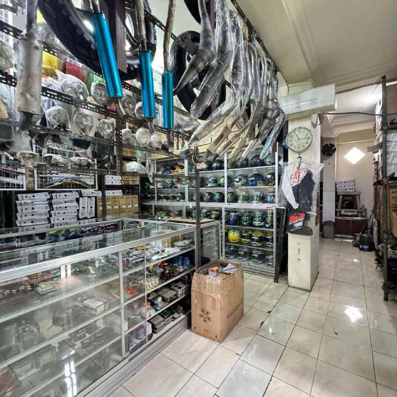 dijual rumah jl tidar