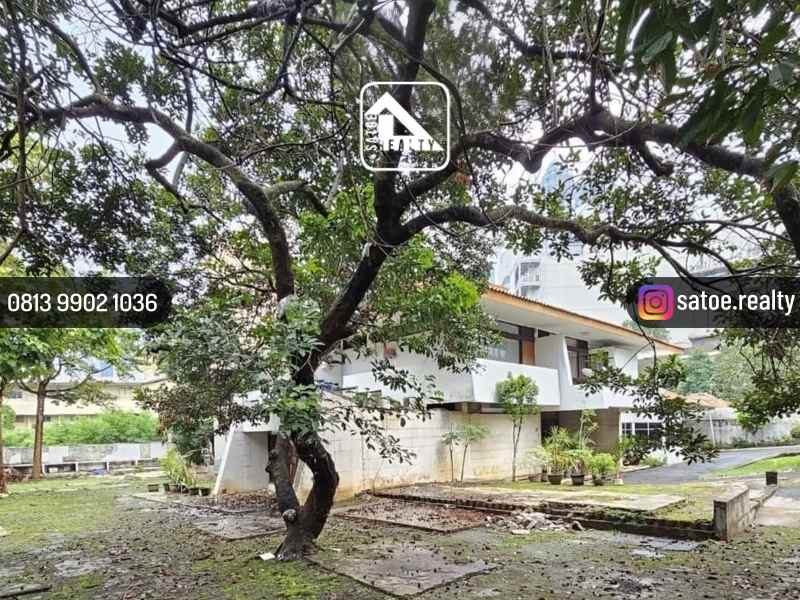 dijual rumah jl widya chandra senayan