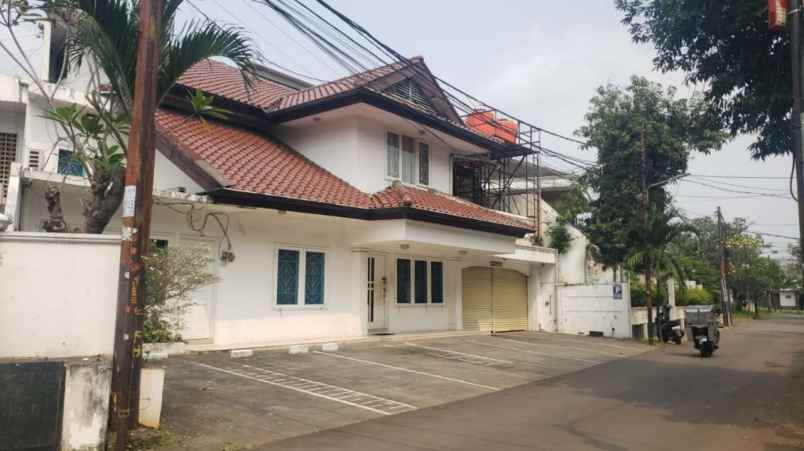 dijual rumah jl wijayakarta raya