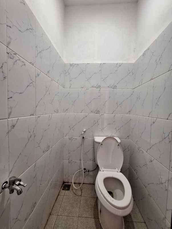 dijual rumah jln sawah baru serpong