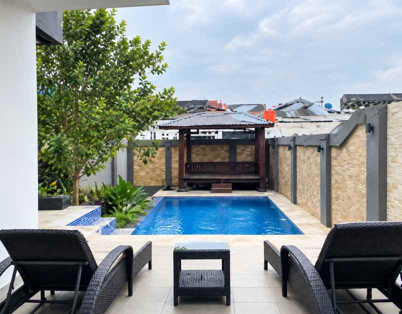 dijual rumah jln sekehaji raya cijambe