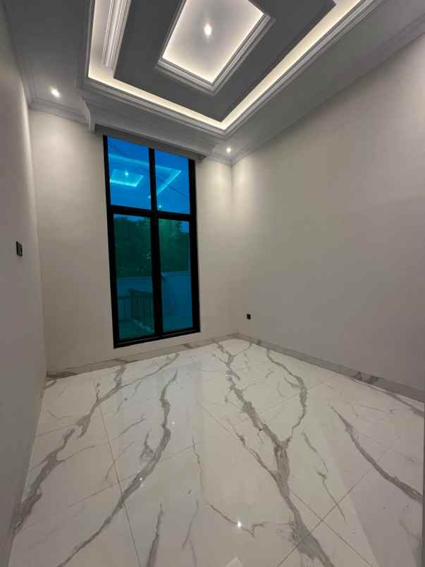 dijual rumah kahfi 1 jagakarsa jakarta