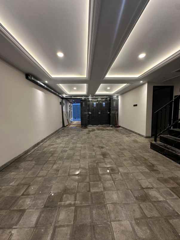 dijual rumah kahfi 1 jagakarsa jakarta