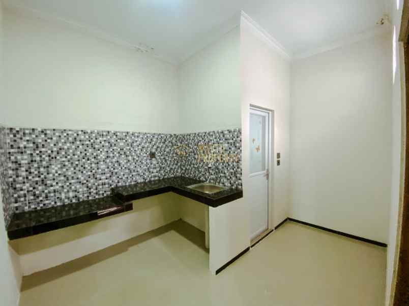 dijual rumah kalasan