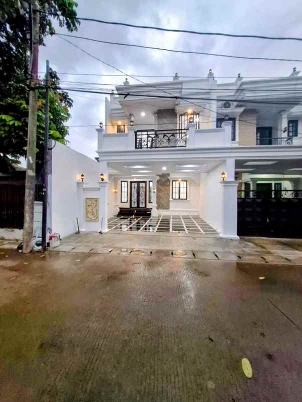 dijual rumah kalisari jakarta timur