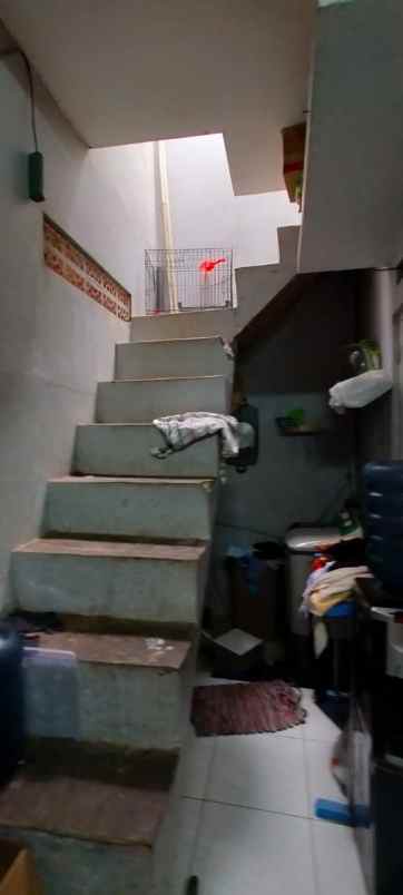 dijual rumah kamayangan residence antapani