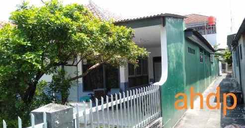 dijual rumah kampung karang mulya rt