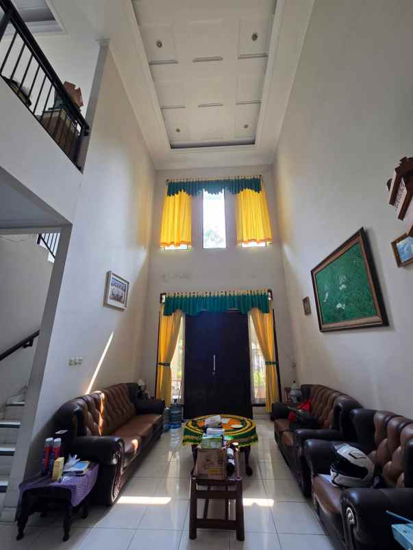 dijual rumah kelapa gading