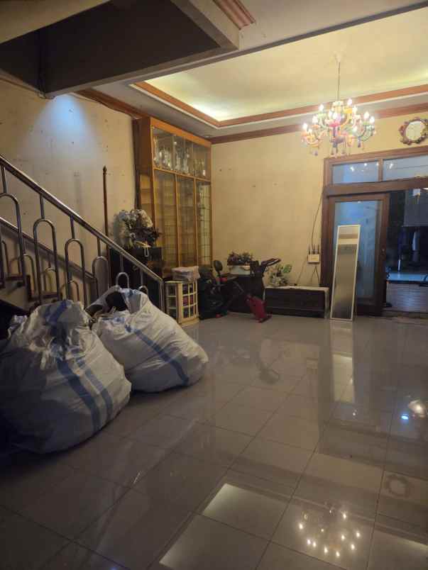 dijual rumah kelapa puyuh kelapa gading