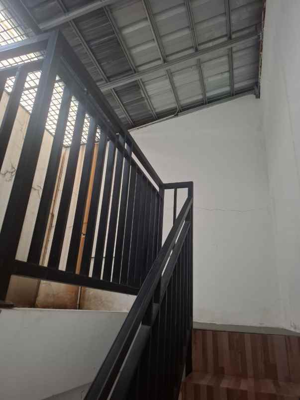 dijual rumah kemuning