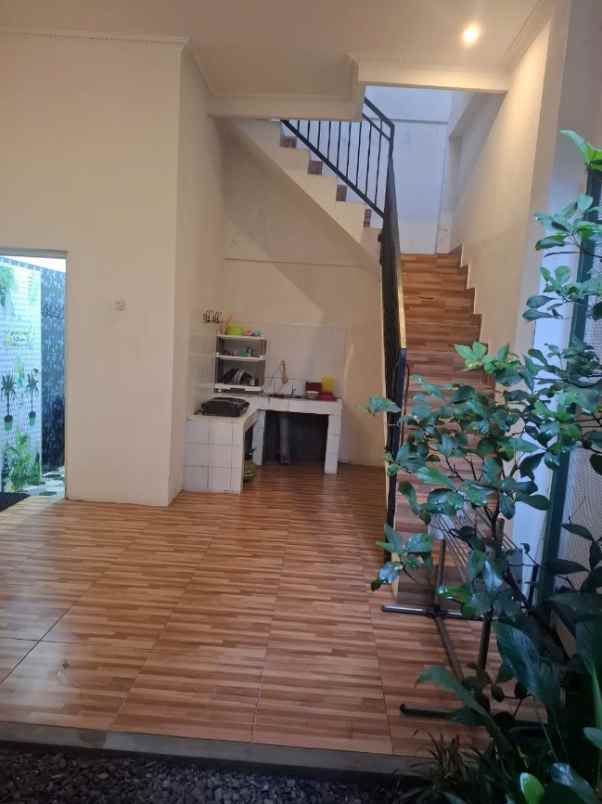 dijual rumah kemuning