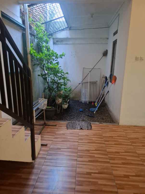 dijual rumah kemuning