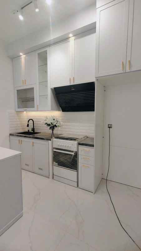 dijual rumah kencana lokasi bsd