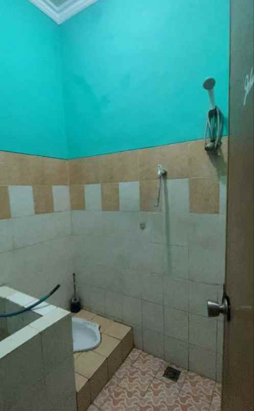 dijual rumah ketintang madya