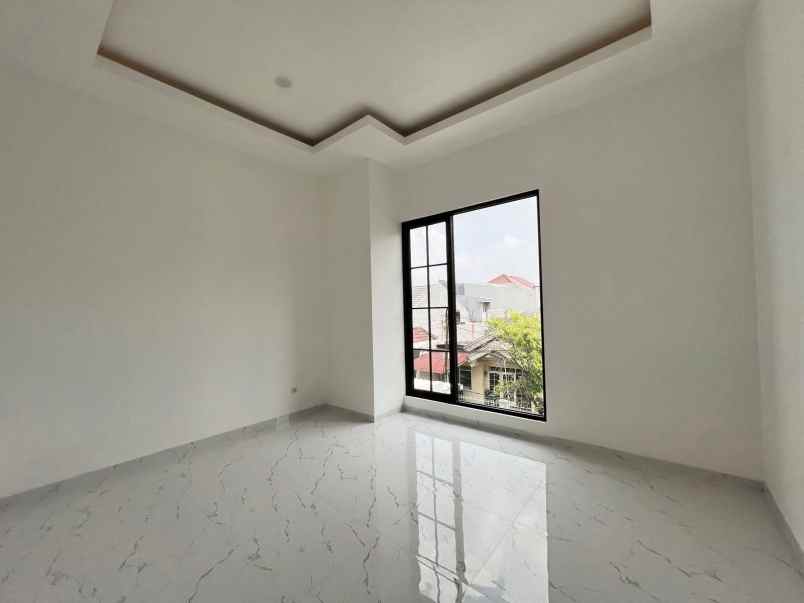 dijual rumah klamopis