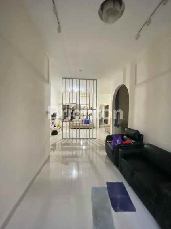 dijual rumah klampis