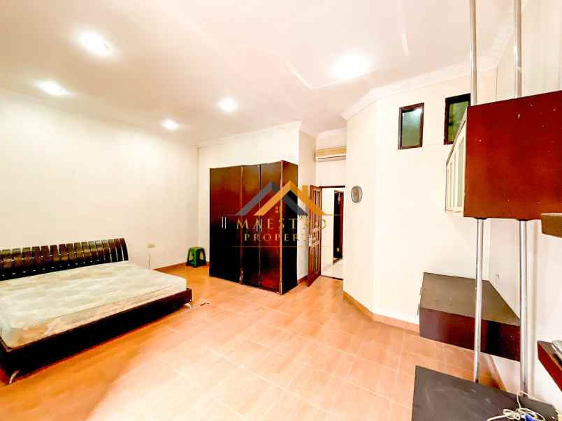 dijual rumah komplek cemara asri jalan kiwi