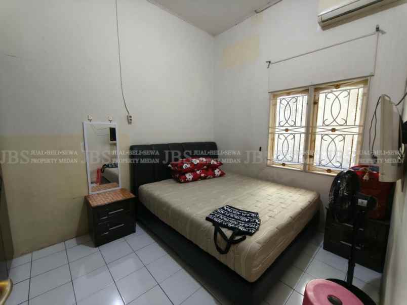 dijual rumah komplek cemara hijau jalan