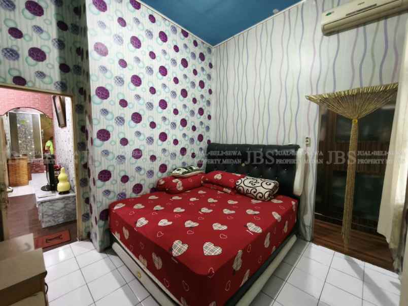dijual rumah komplek cemara hijau jalan