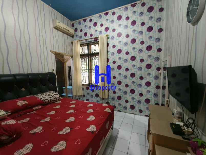 dijual rumah komplek cemara hijau jalan