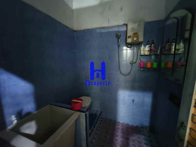 dijual rumah komplek cemara hijau jalan