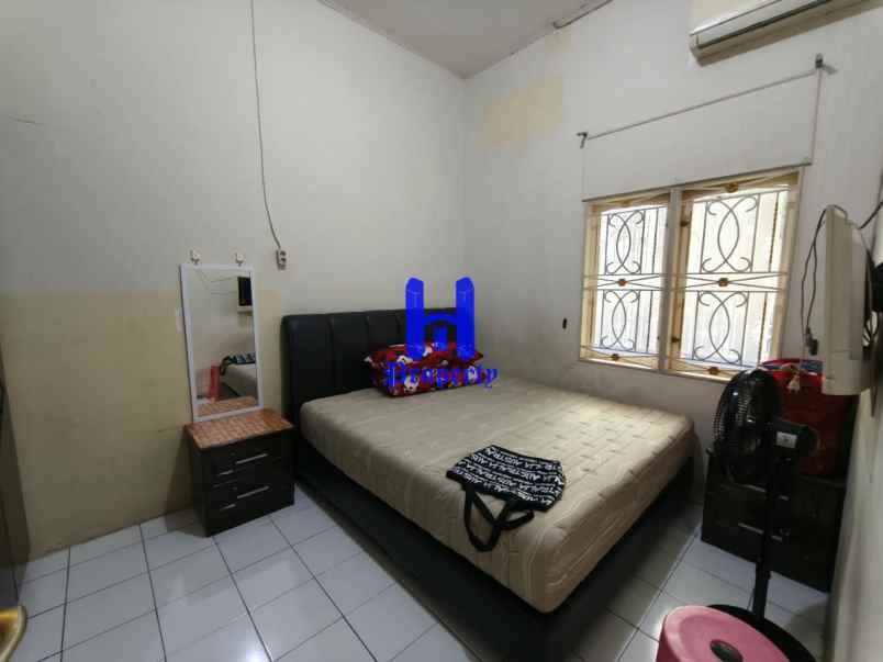 dijual rumah komplek cemara hijau jalan