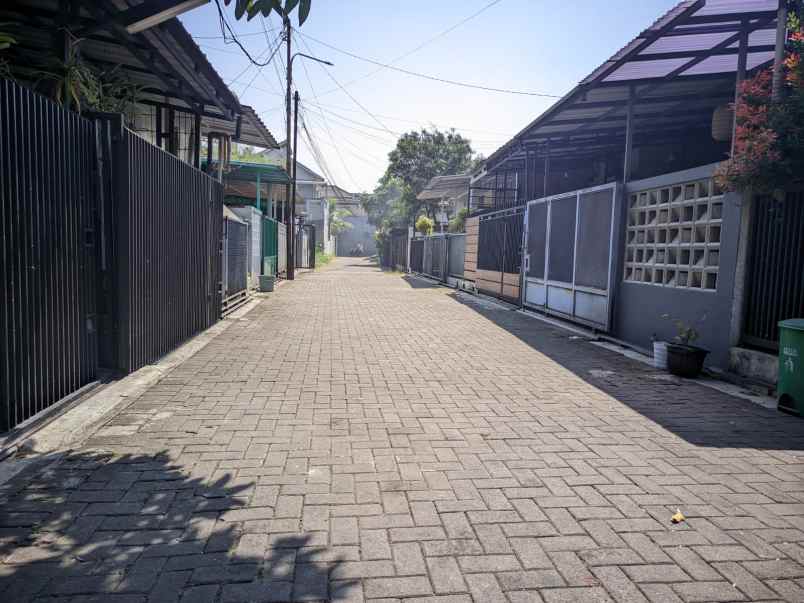 dijual rumah komplek ciganitri permai