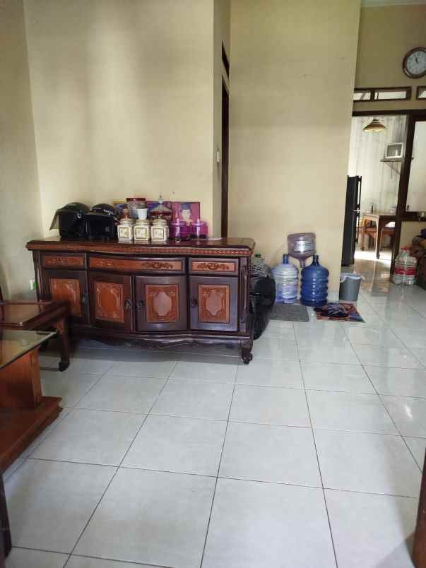 dijual rumah komplek ciganitri permai