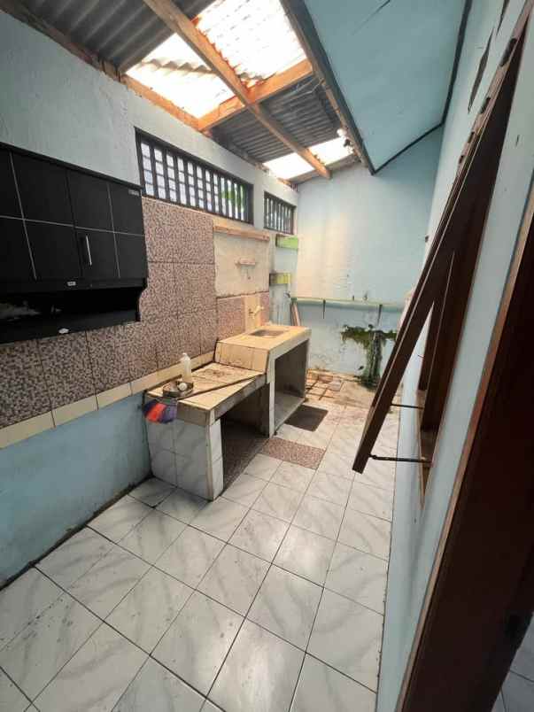 dijual rumah komplek girimekar permai
