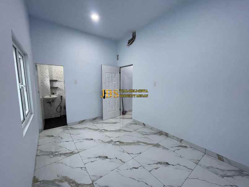 dijual rumah komplek icon estate jalan