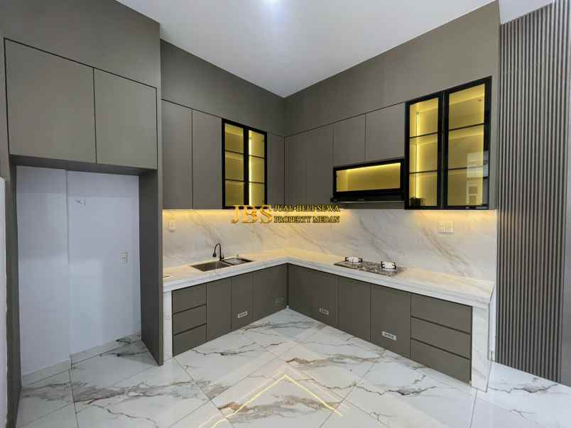 dijual rumah komplek icon estate jalan