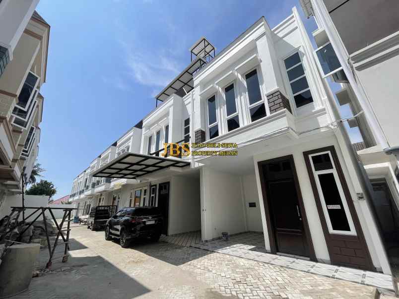 dijual rumah komplek icon estate jalan