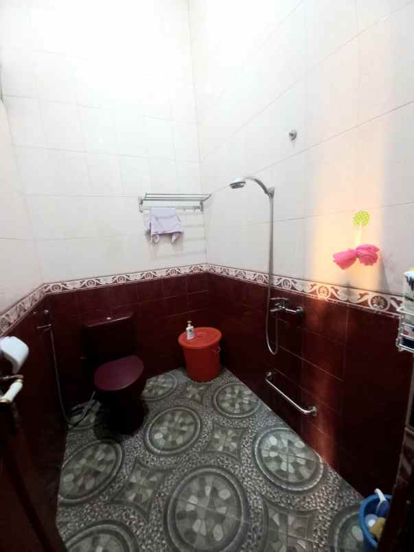 dijual rumah komplek pondok kelapa indah