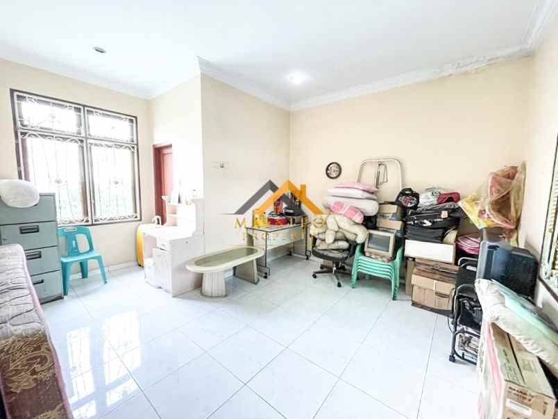 dijual rumah komplek villa makmur indah