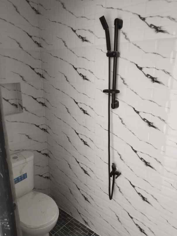 dijual rumah kota harapan indah bekasi