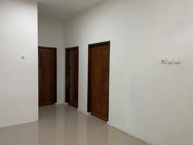 dijual rumah kp samaboa lebak kel desa