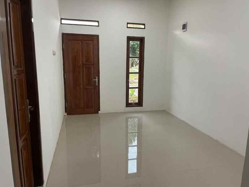 dijual rumah kp samaboa lebak kel desa