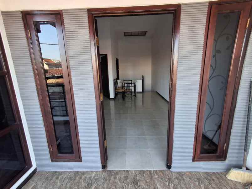 dijual rumah lebak