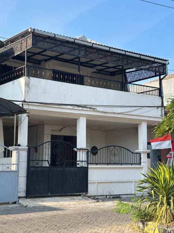 dijual rumah lebak indah regency surabaya
