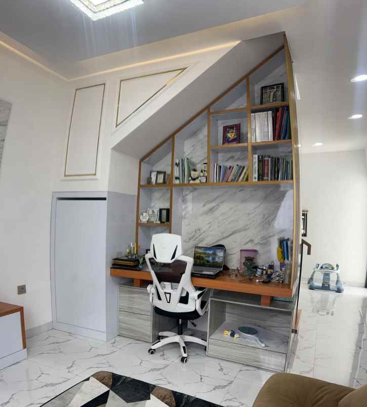 dijual rumah lembang