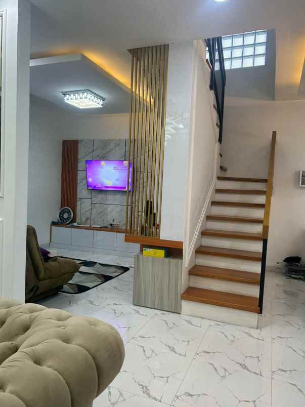 dijual rumah lembang