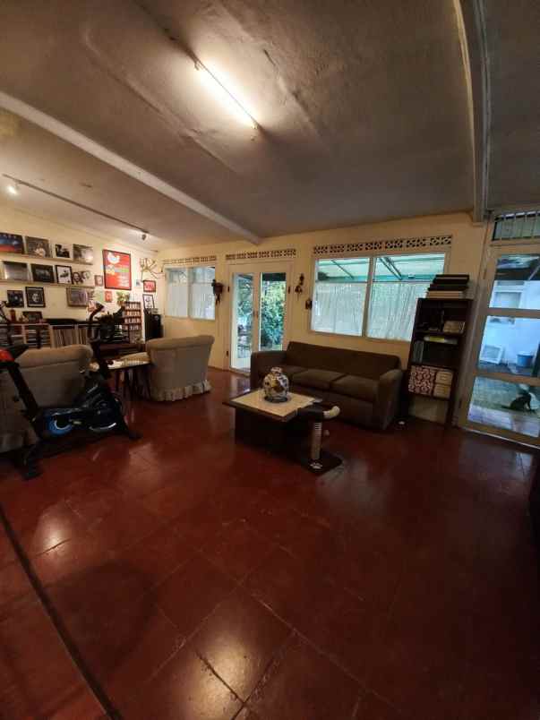 dijual rumah lenteng agung